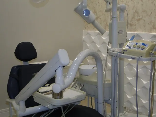 Sala de atendimento com a cadeira odontológica